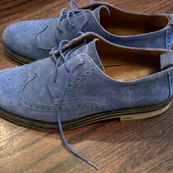 AMI Light Blue Suede Brogue (43) - Picture 2 of 4